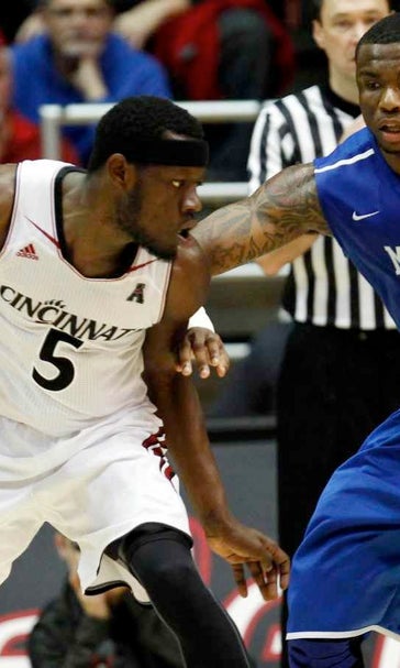 Cincinnati's offense comes alive in 69-48 win
